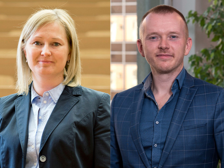 Frontales Porträt einer Frau und eines Mannes, in eleganter Kleidung.